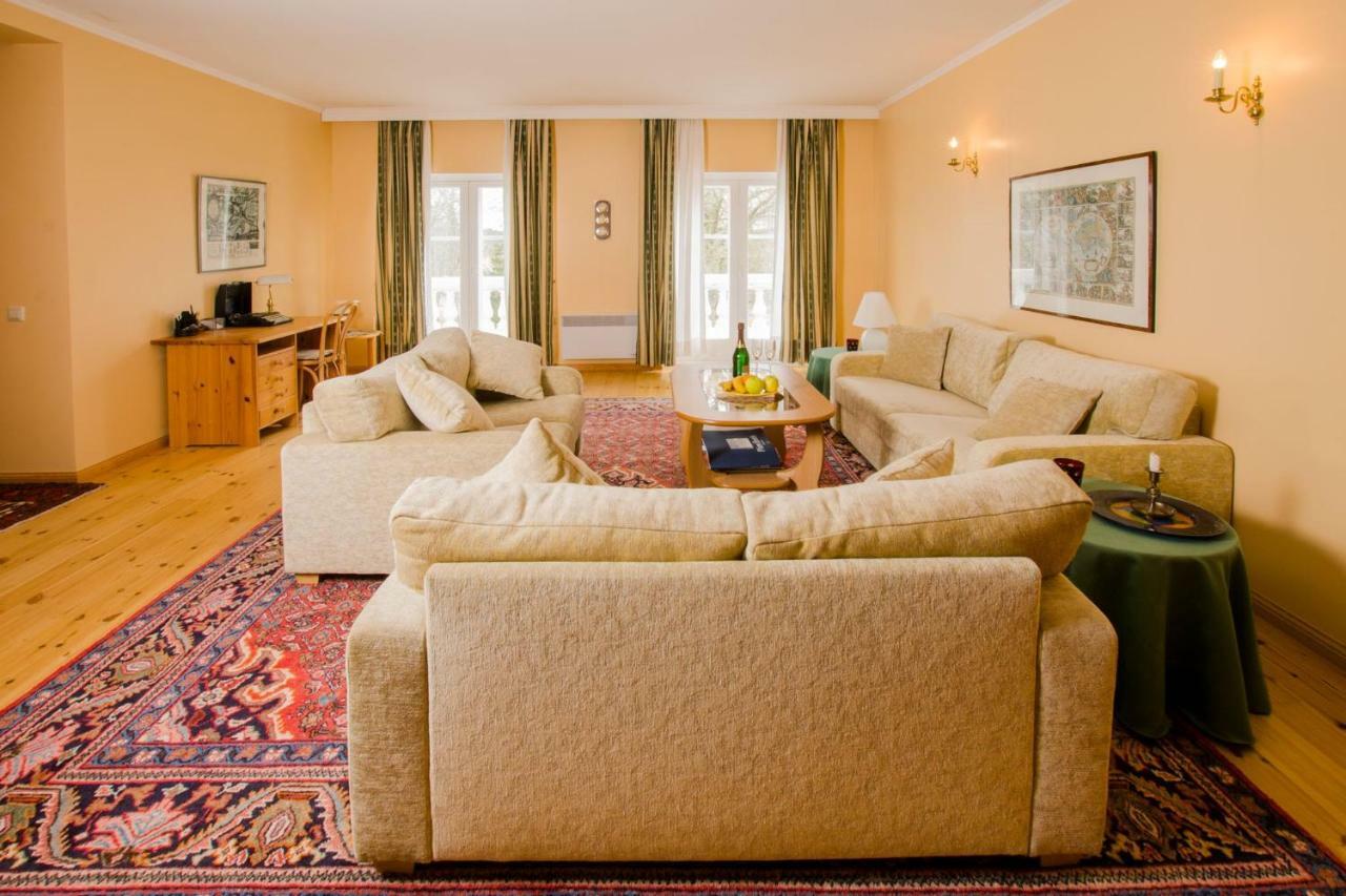 Saare Manor Guesthouse Εξωτερικό φωτογραφία