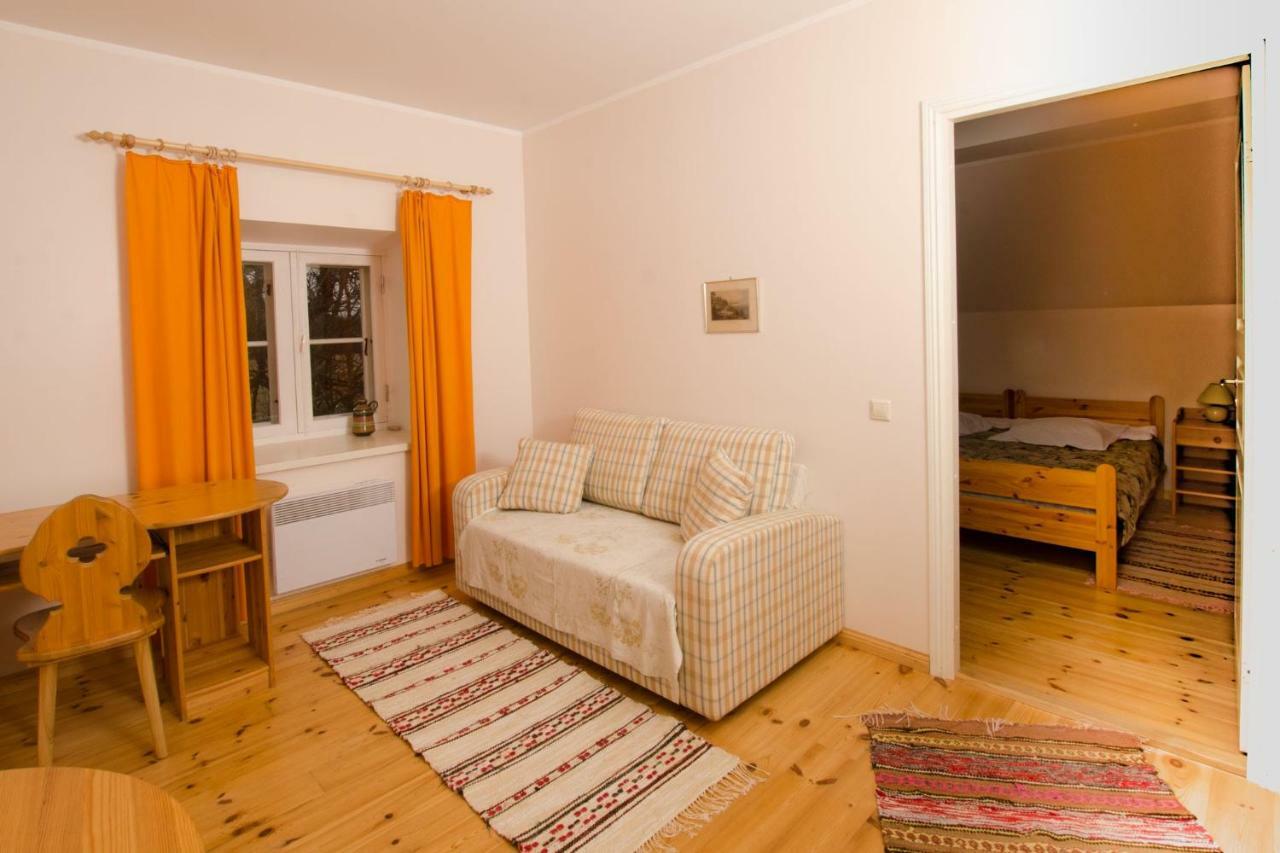 Saare Manor Guesthouse Εξωτερικό φωτογραφία